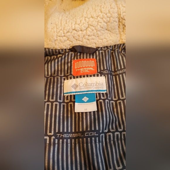 Women's Columbia Navy Jacket - Picture 6 of 9